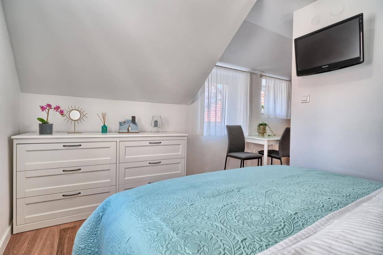 Loft Rooms Split Eksteriør bilde